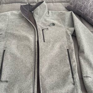 The North Face Men's Heather Gray Performance Soft-Shell Jacket